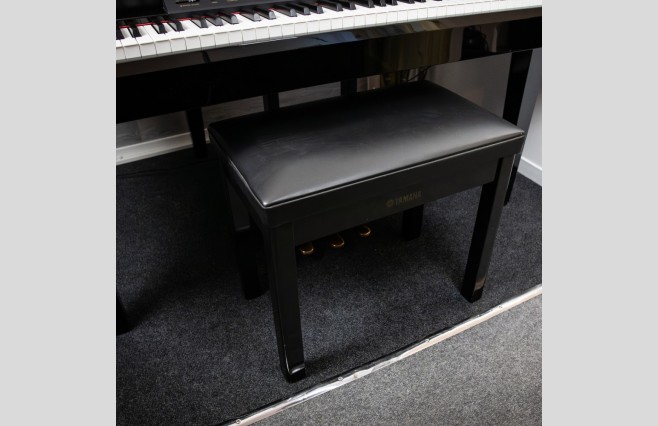 Used Yamaha CLP265GP Polished Ebony Digital Piano Complete Package (SN:GBRCNX01048) - Image 12